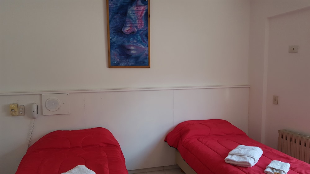Double Room - Guestroom