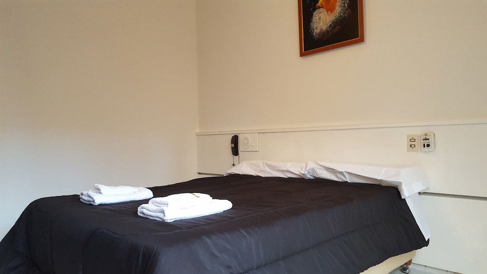 Double Room - Guestroom