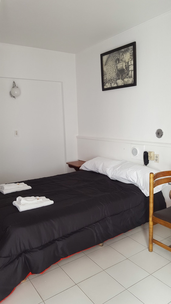 Double Room - Guestroom