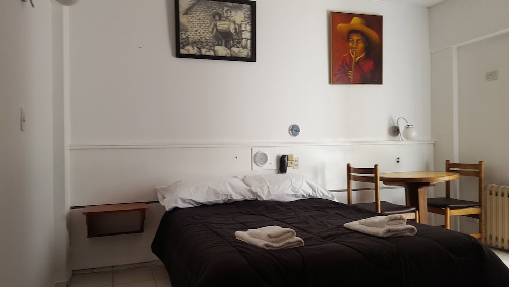 Double Room - Guestroom