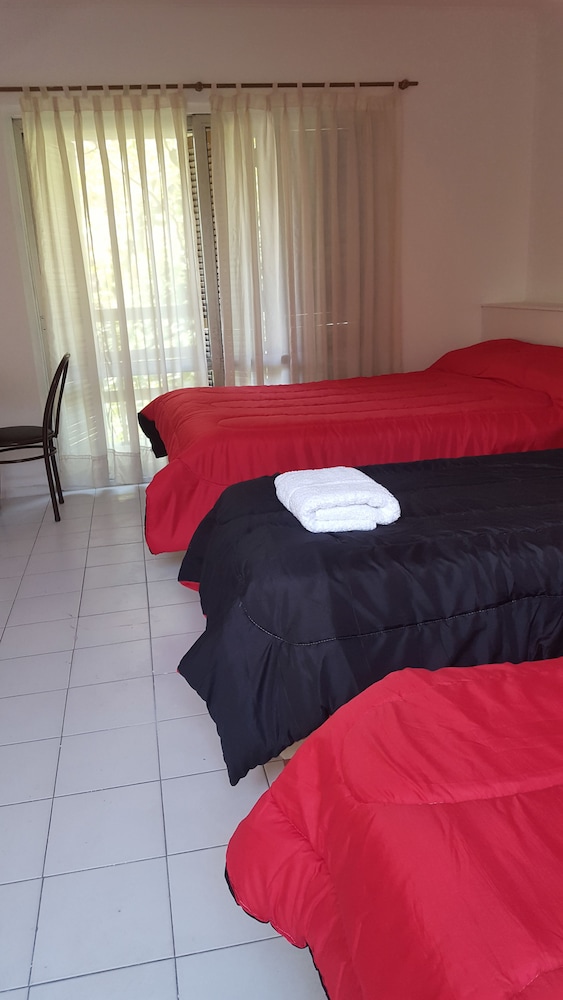 Quadruple Room - Guestroom
