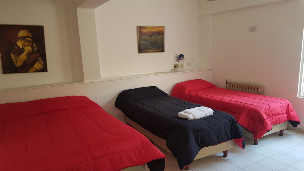 Quadruple Room - Guestroom