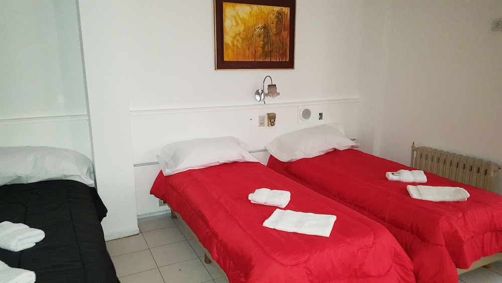 Quadruple Room - Guestroom