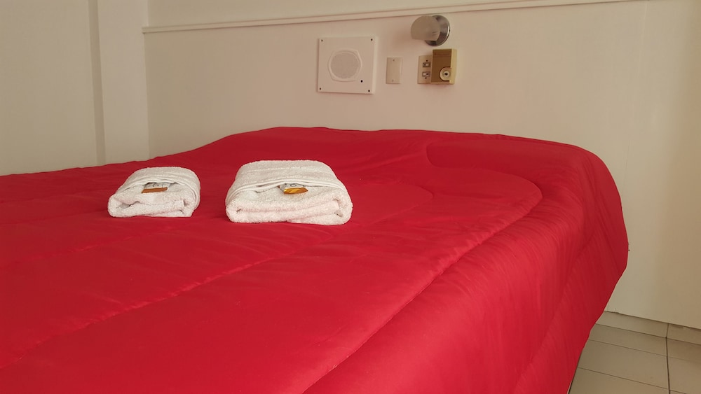 Double Room - Guestroom