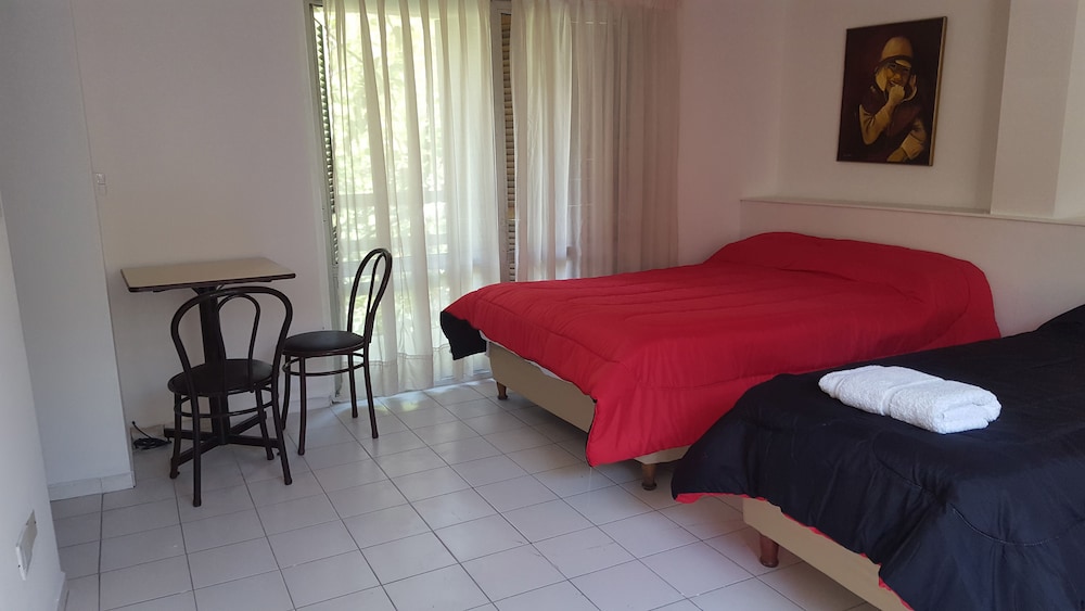 Quadruple Room - Guestroom