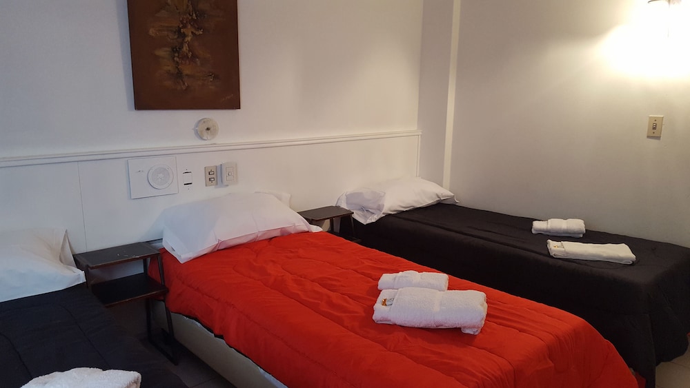 Triple Room - Guestroom