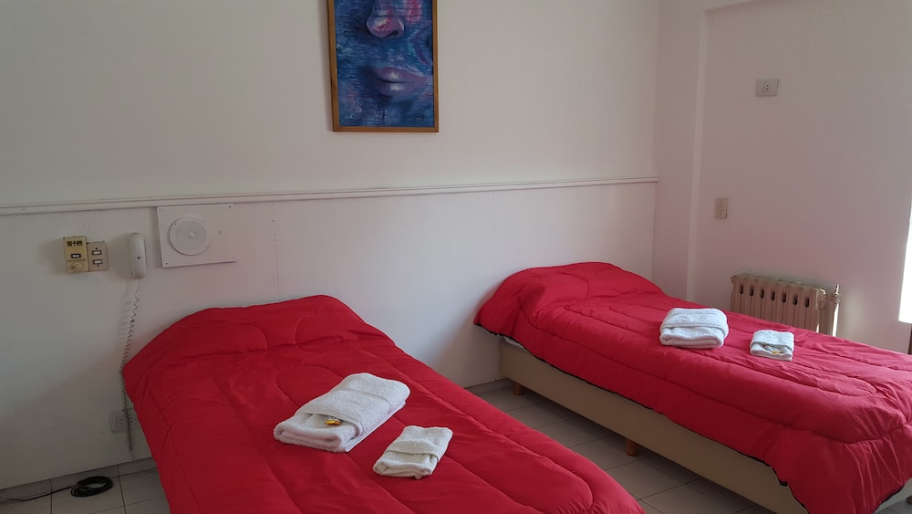 Double Room - Guestroom