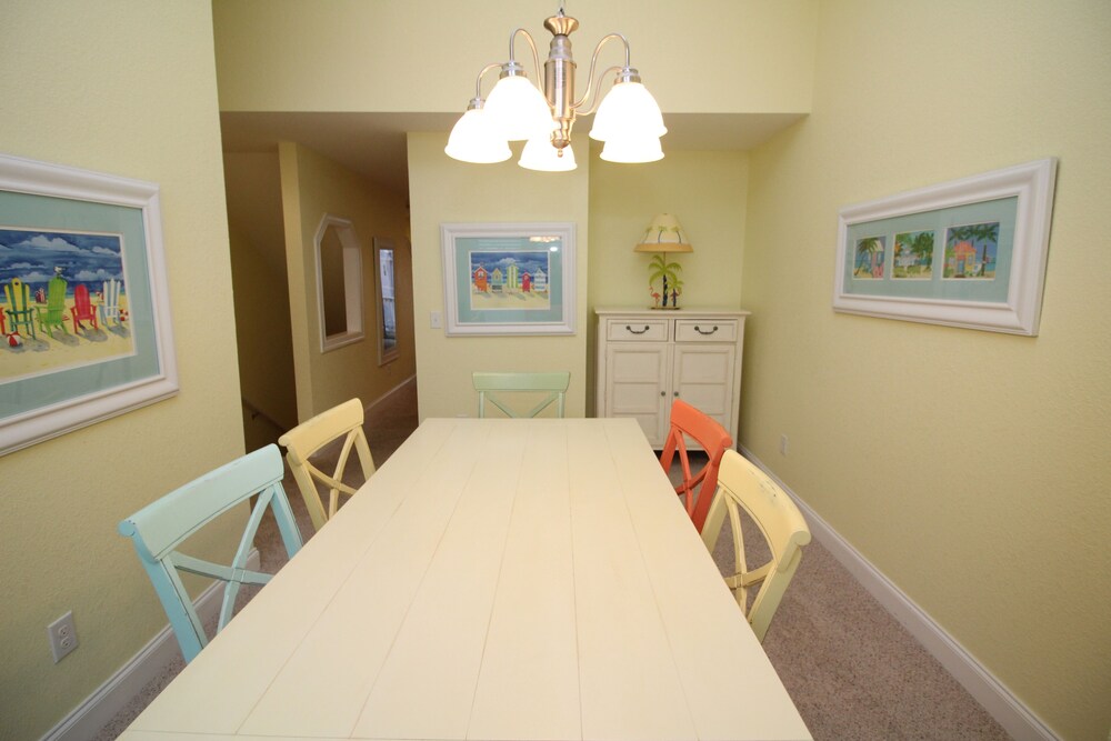 객실 내 식사 (Cambridge Cove 2 Bedroom Premium)