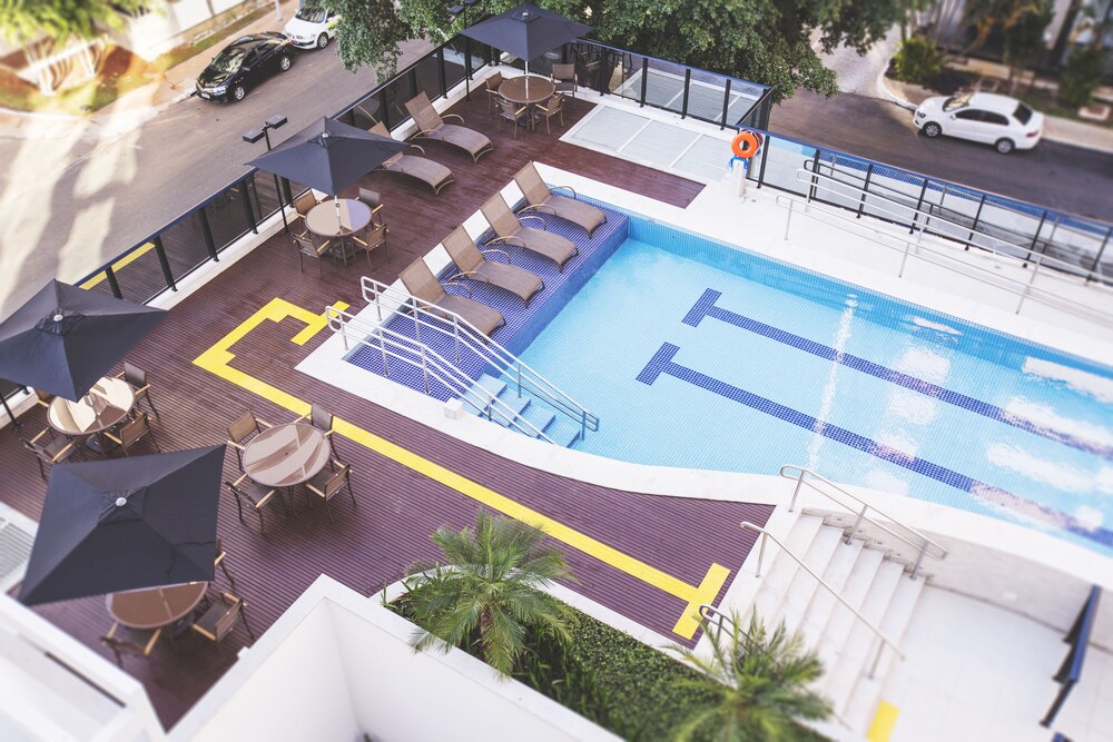 Piscina externa