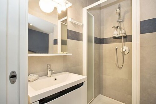Standard Apartment (Via Pergola 1/2) - Bathroom