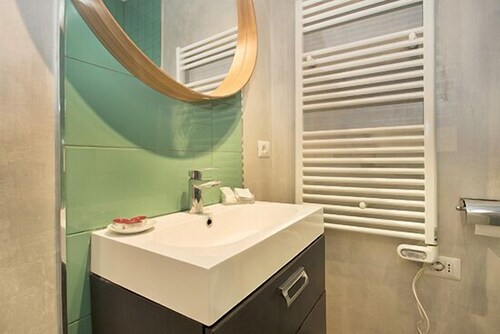 Apartment - Bathroom