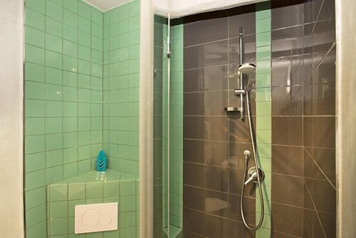 Apartment - Bathroom Shower