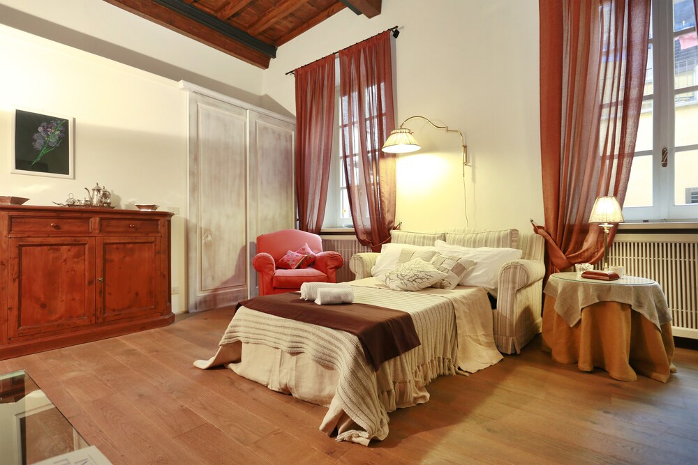 Apartment (Chiasso Ricasoli 1) - Living Room