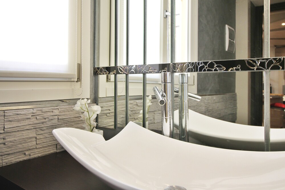 Apartment - Bathroom Sink