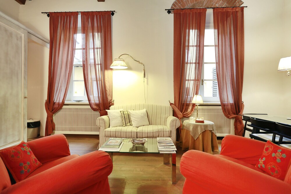Apartment (Chiasso Ricasoli 1) - Living Room