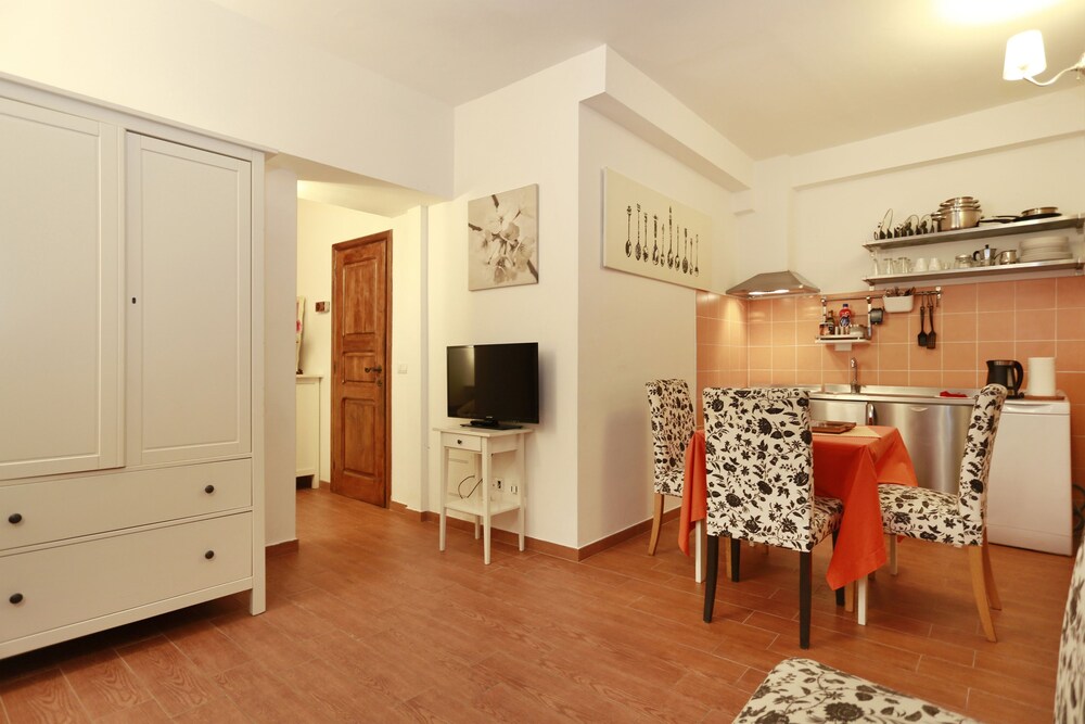 Apartment, 1 Bedroom - Guestroom
