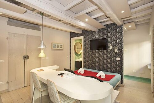 Apartment - In-Room Dining