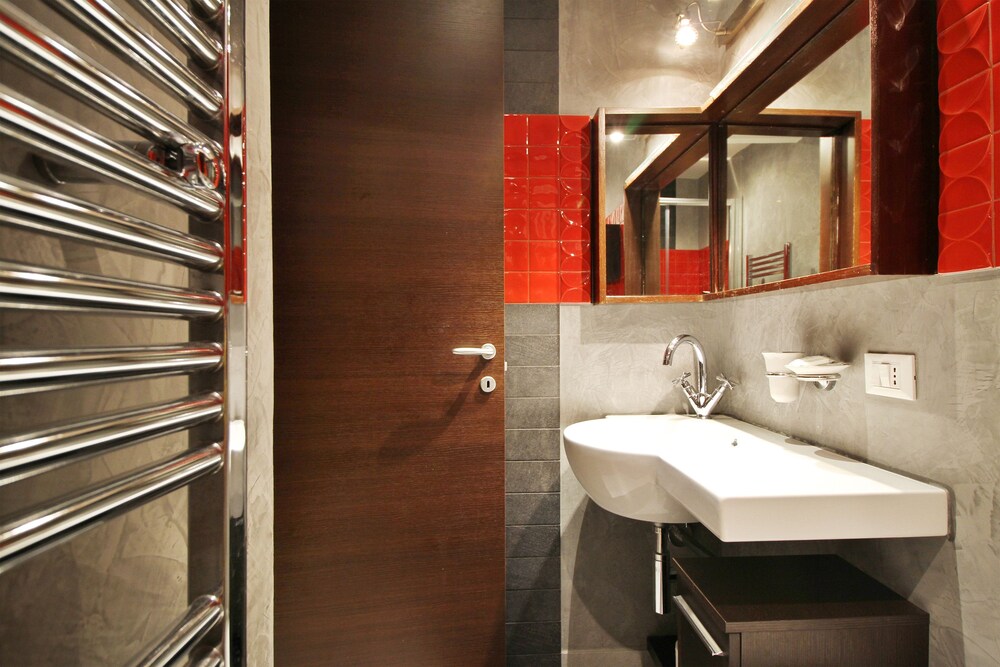 Apartment - Bathroom