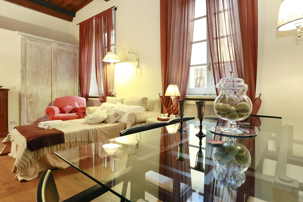 Apartment (Chiasso Ricasoli 1) - Living Room