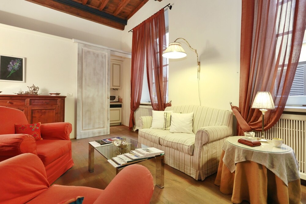 Apartment (Chiasso Ricasoli 1) - Living Room