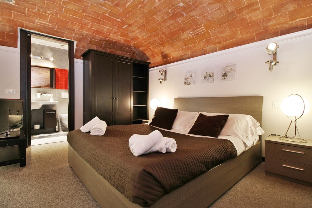Apartment - Guestroom
