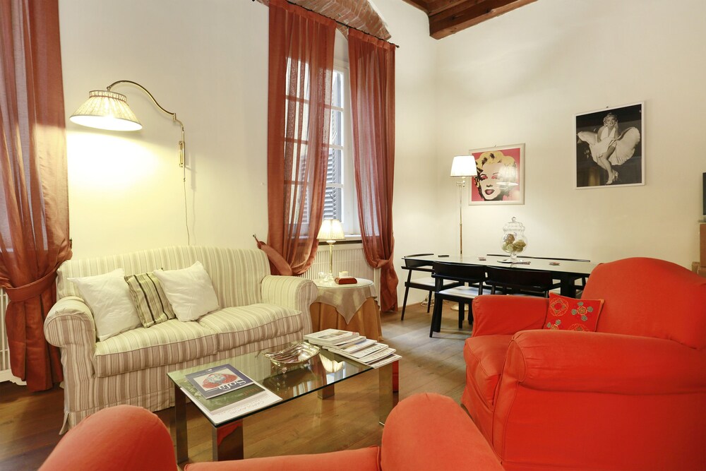 Apartment (Chiasso Ricasoli 1) - Living Room