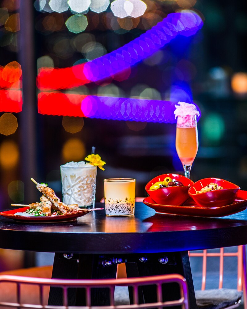 Hotel Bar