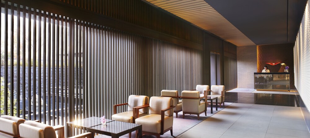 Concierge Desk