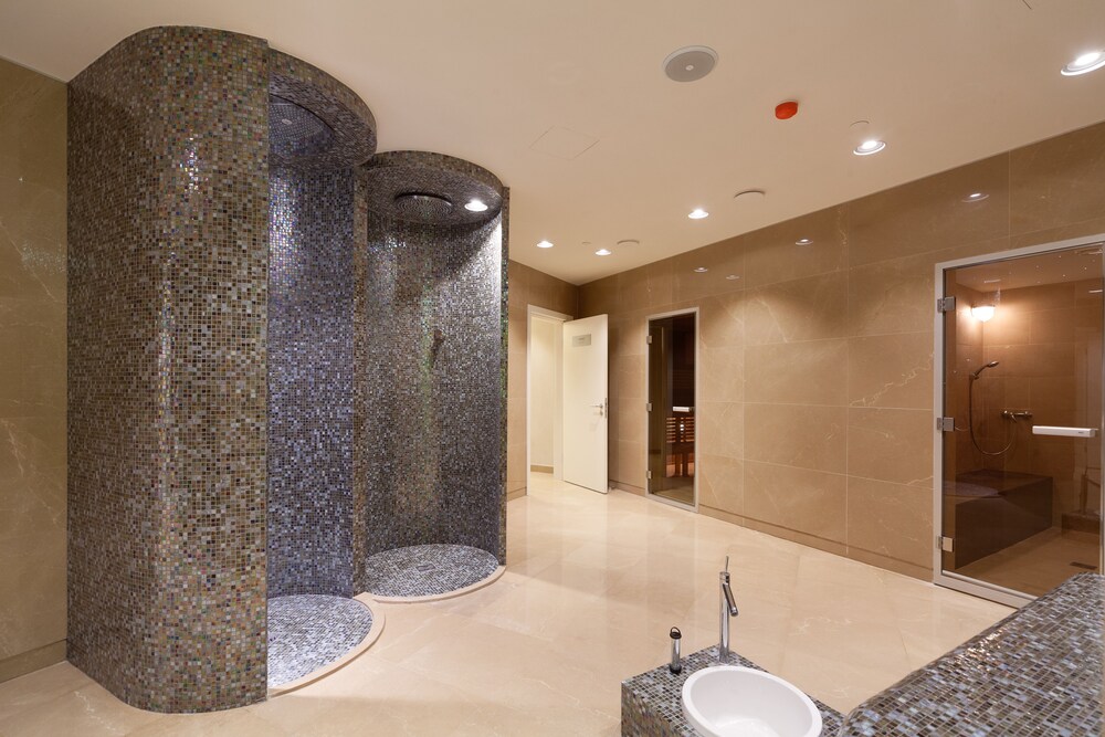 Steam Room