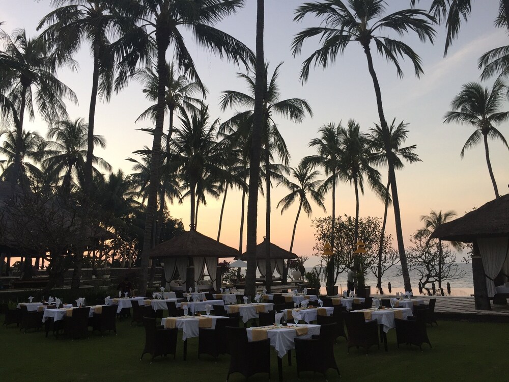 Outdoor Banquet Area