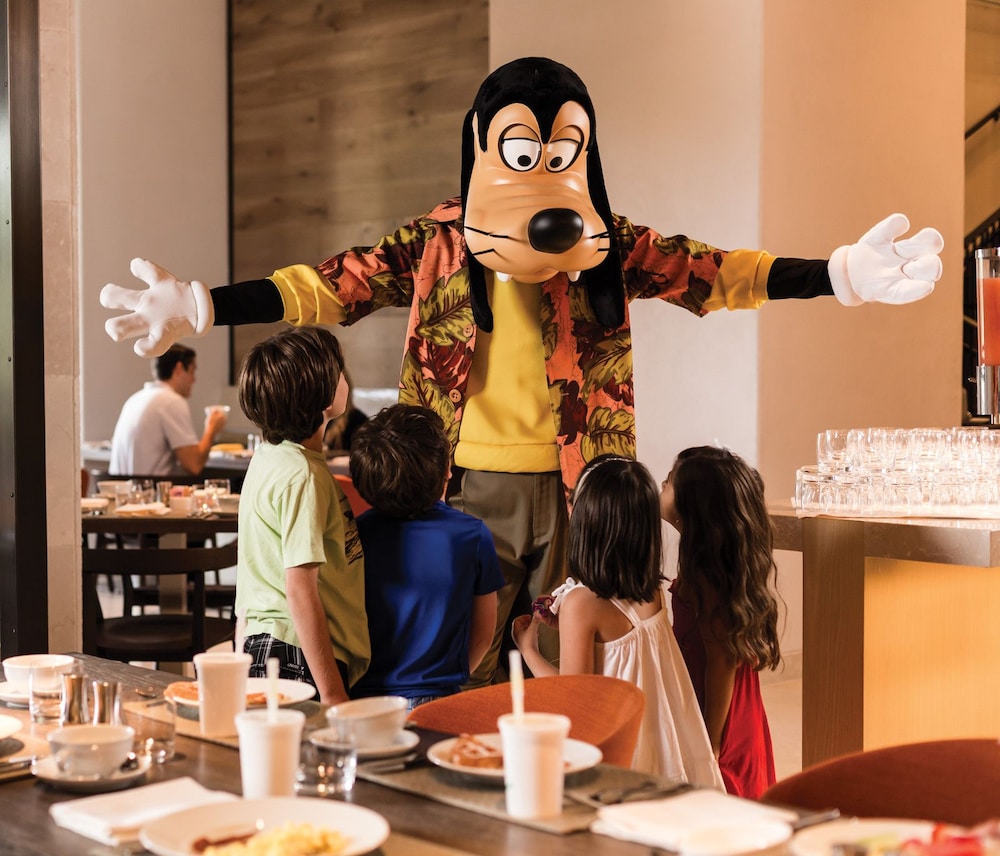 Family Dining