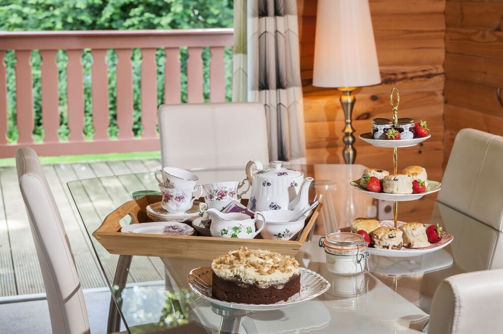 Room Service - Dining