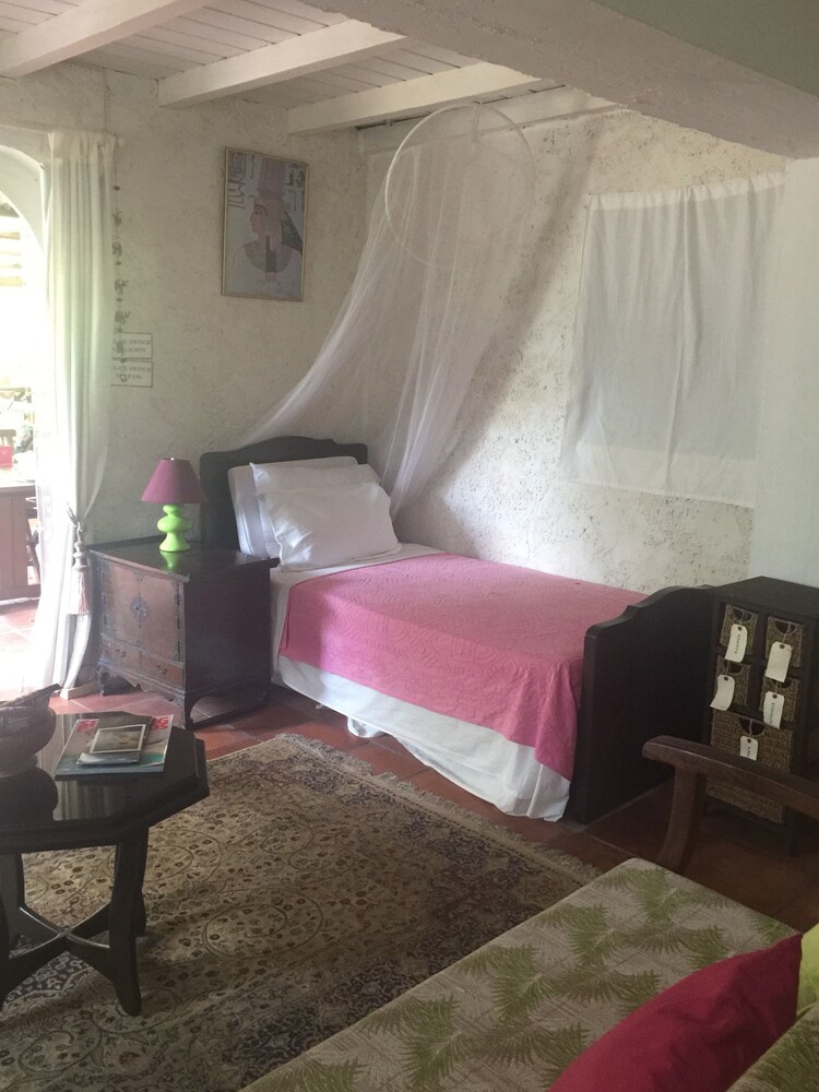 The Mussaenda Apartment - Guestroom