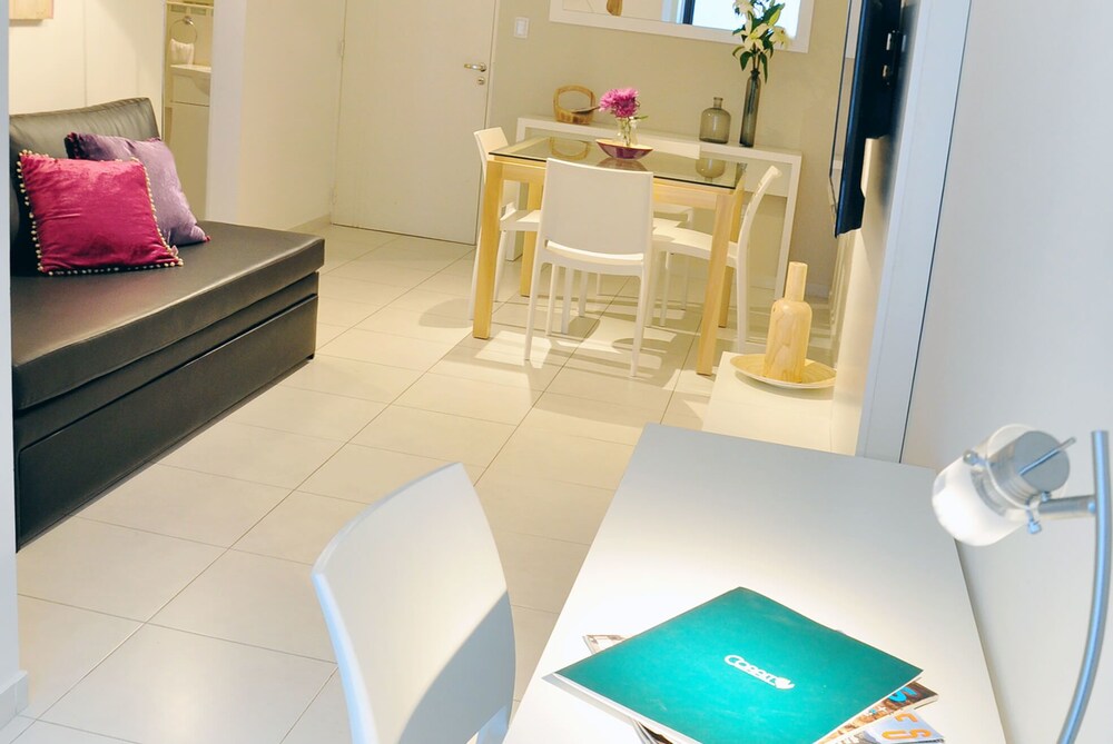Standard, 1 Bedroom - Living Area