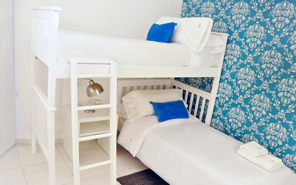 Standard, 2 Bedrooms - Guestroom