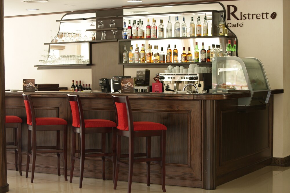 Hotel Bar