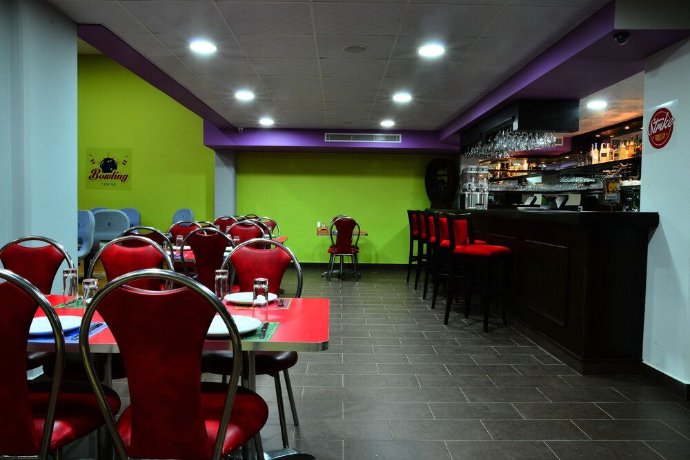 Snack Bar
