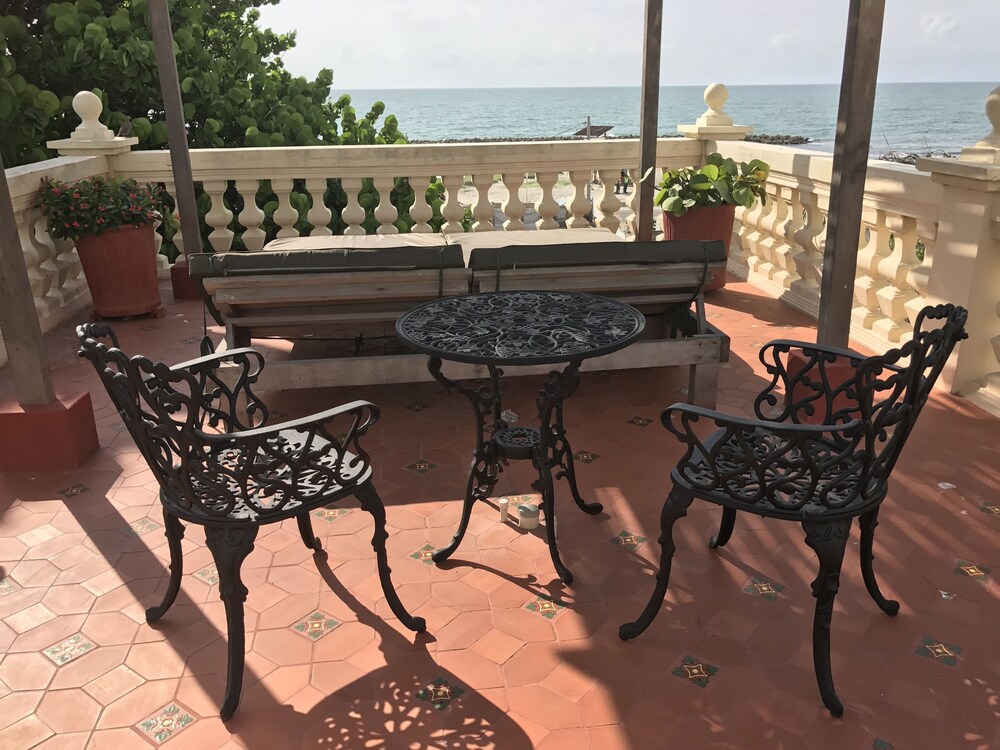 Beach/Ocean View