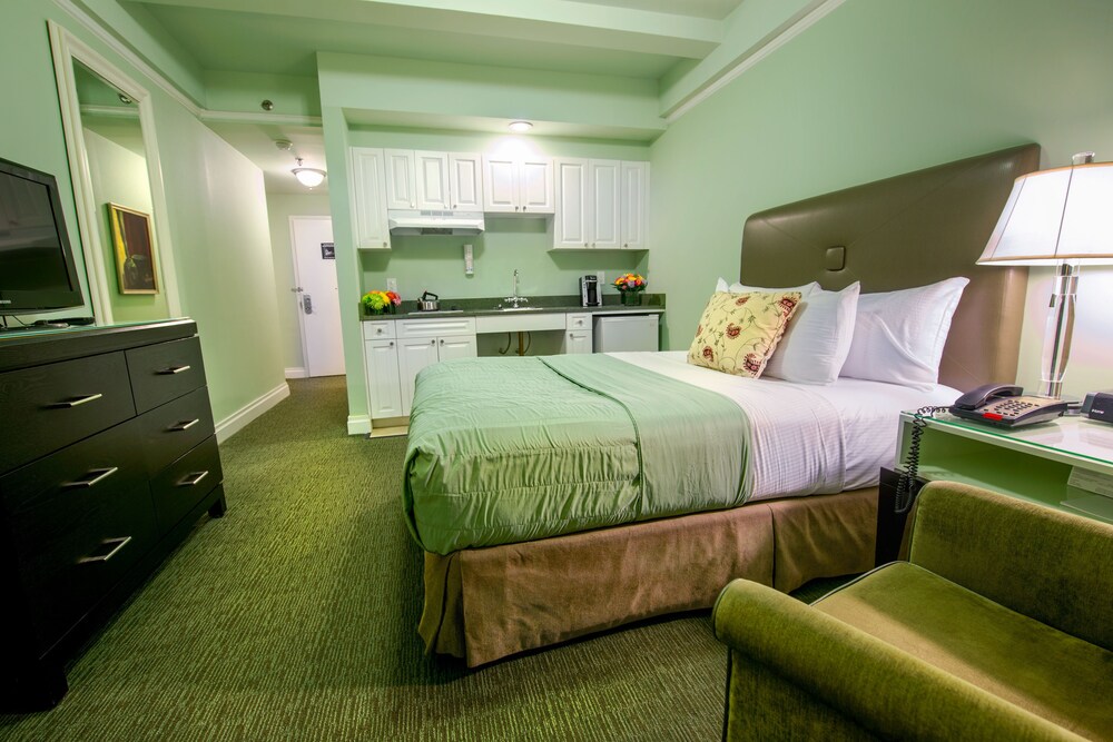 Guestroom