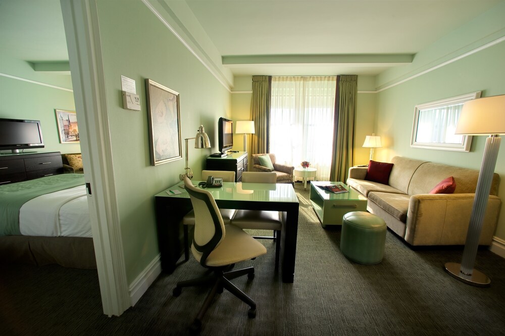 Guestroom