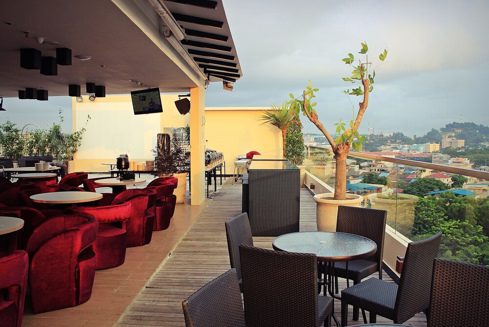 Hotel Bar