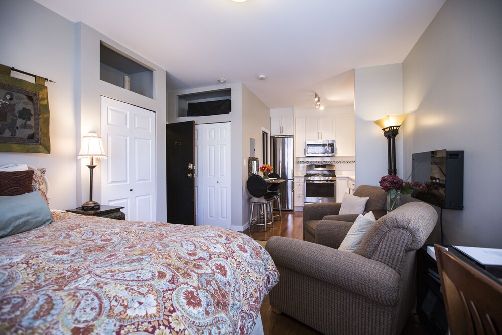 Studio (Locarno or Ambleside) - Living Area