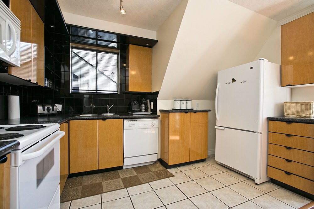 Apartment, 3 Bedrooms (Bayswater) - In-Room Kitchen