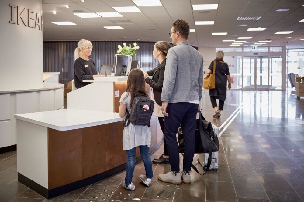 Check-in/Check-out Kiosk