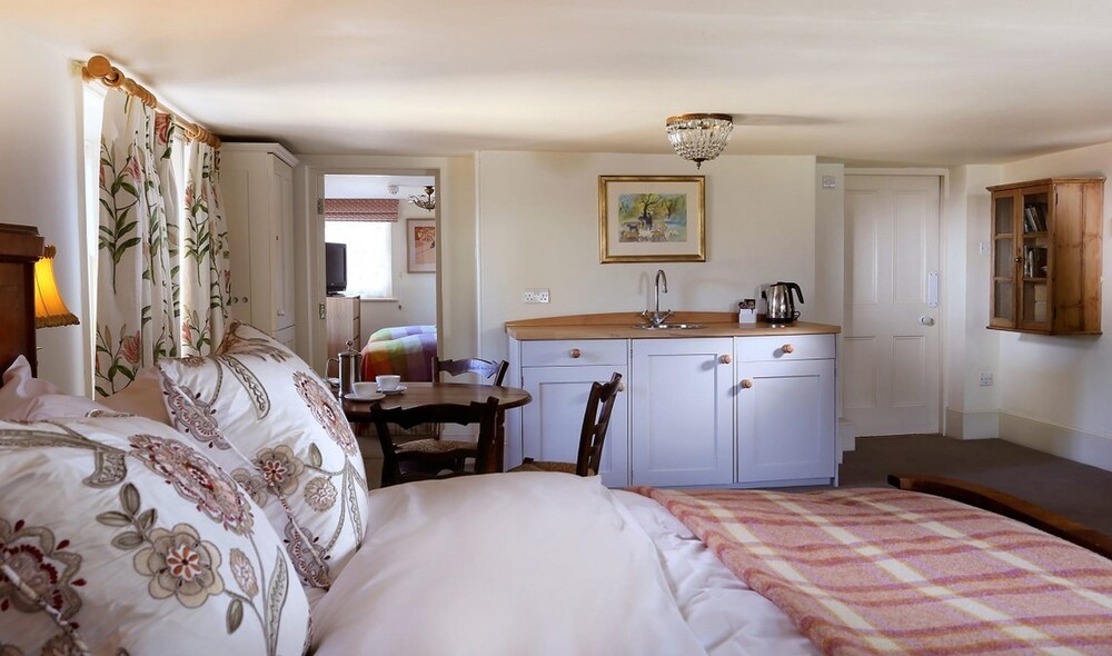 In-Room Kitchenette
