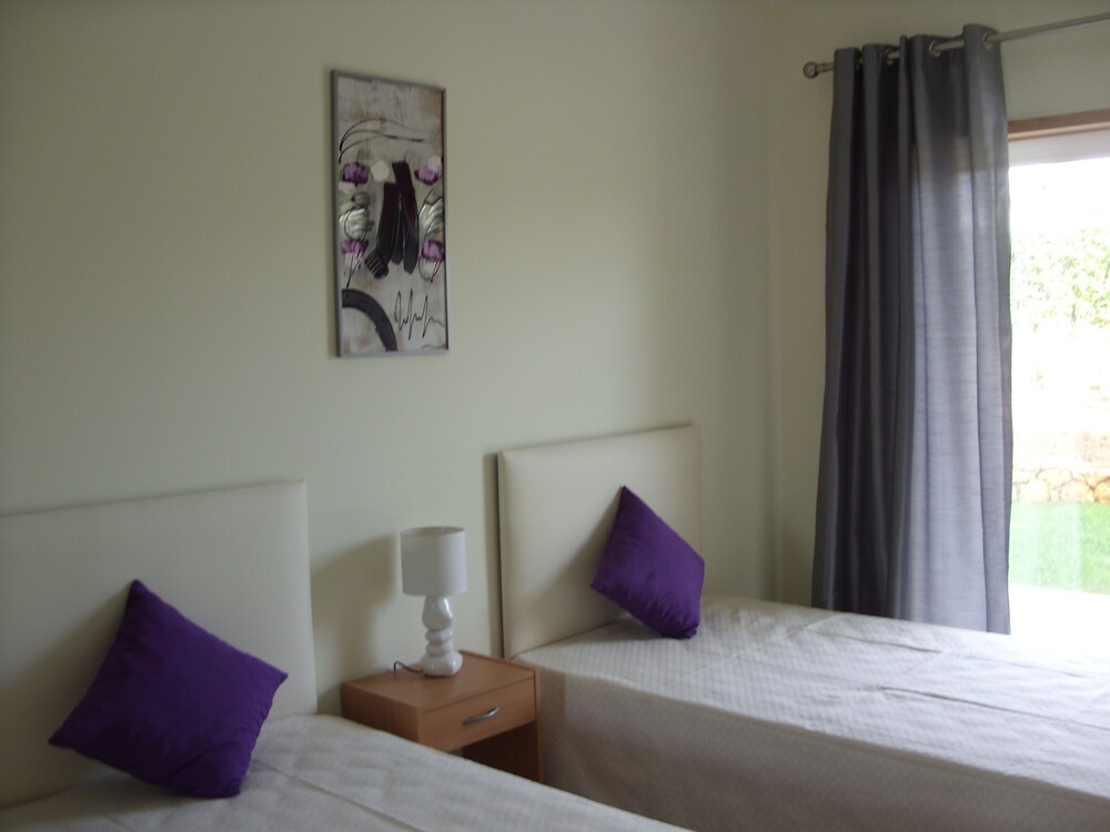Family Apartment, 2 Bedrooms, Balcony - Guestroom