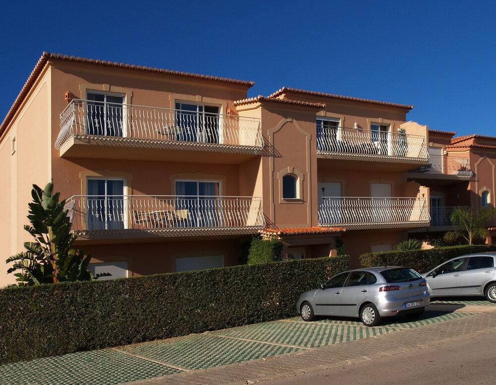 Family Apartment, 2 Bedrooms, Balcony - Guestroom