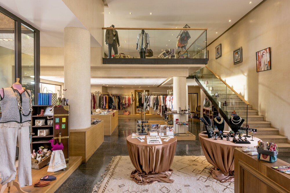 Gift Shop