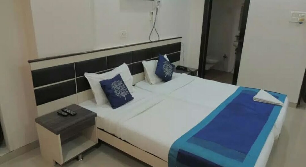 Deluxe Room - Guestroom