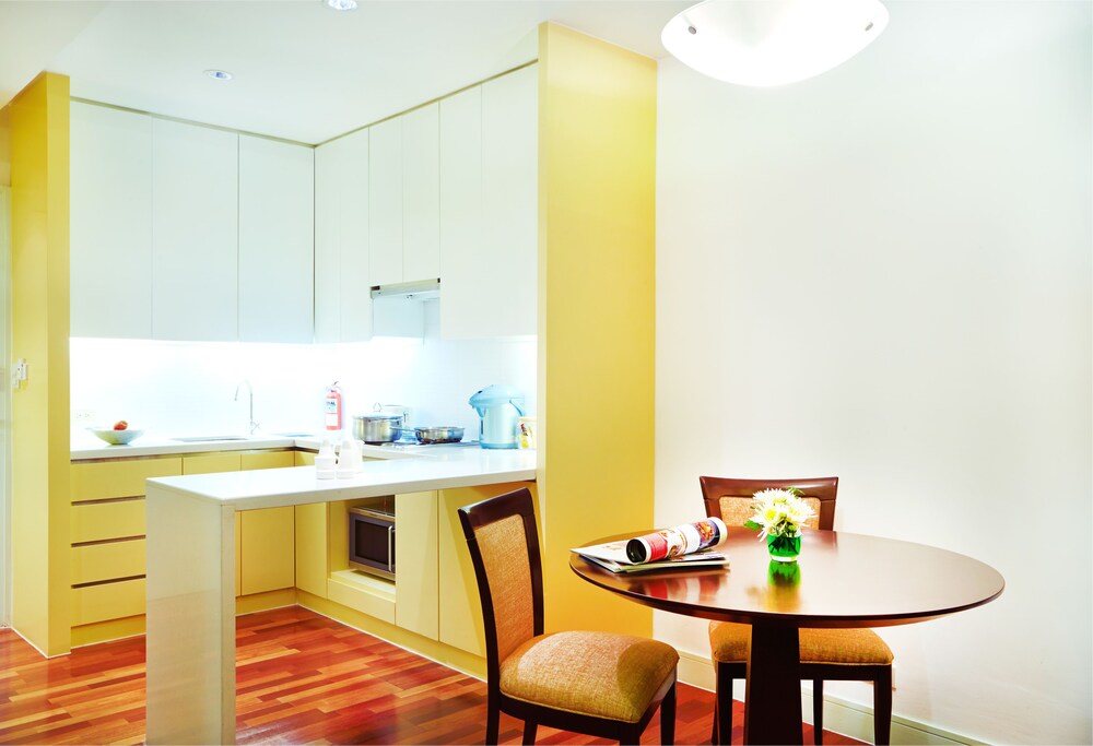 Superior Room, 1 Bedroom, Kitchen, City View - In-Room Kitchenette